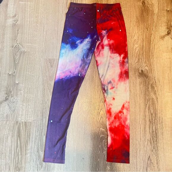 NEW Thinkgeek Pink & Purple Galaxy Printed Leggings One Size - Picture 5 of 6